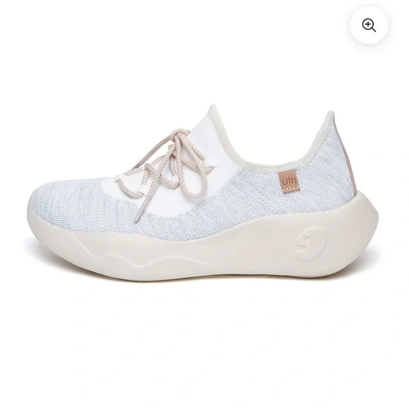 UIN Cream and Gray Sneakers - Picture 3 of 9